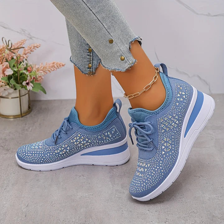 Lilia - Zapatillas de cuña con pedrería