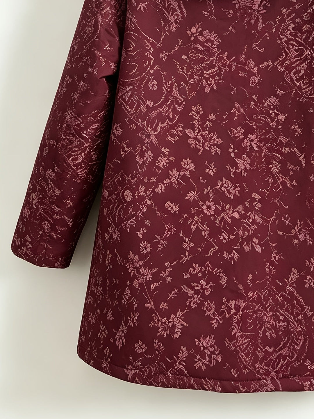 Runa - Abrigo largo floral con capucha